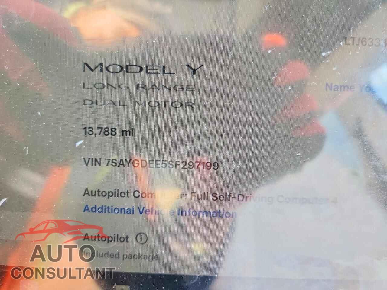 TESLA MODEL Y 2025 - 7SAYGDEE5SF297199