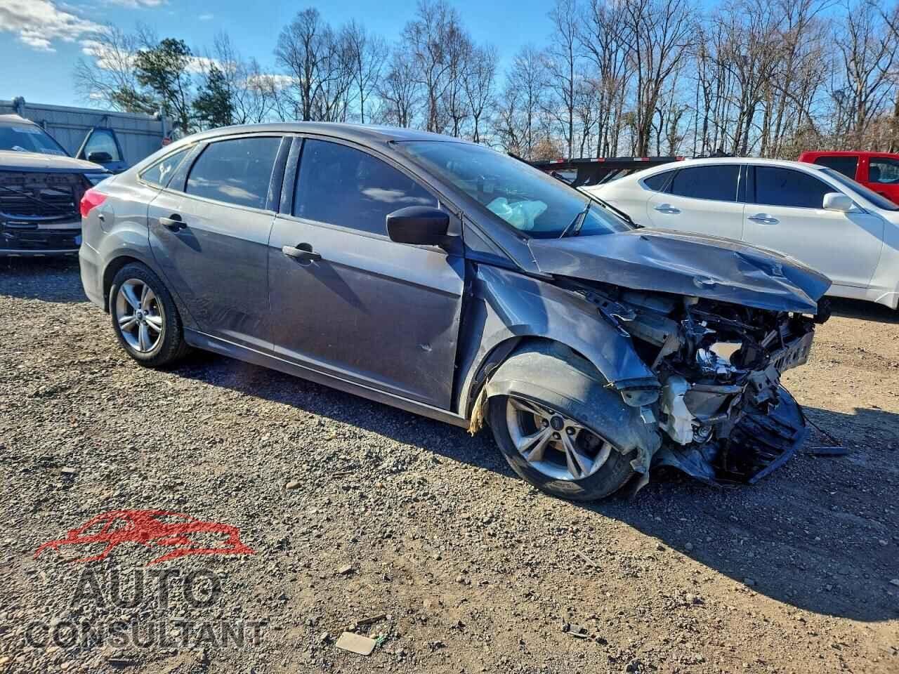 FORD FOCUS 2015 - 1FADP3E25FL228467