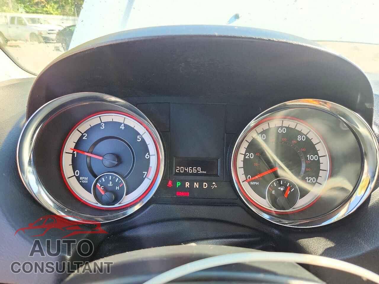 DODGE CARAVAN 2018 - 2C4RDGBG4JR328687