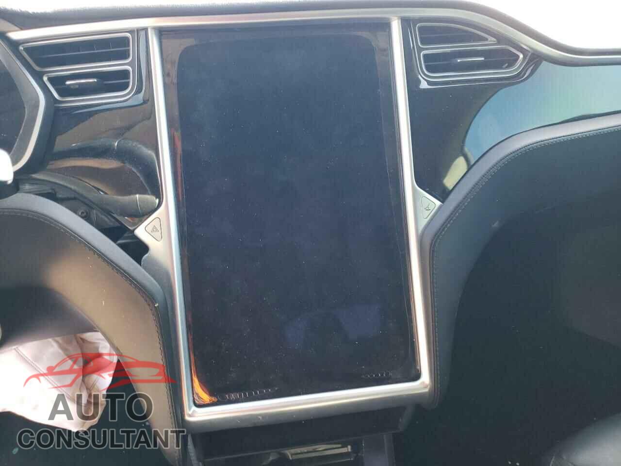 TESLA MODEL S 2016 - 5YJSA1E16GF132768