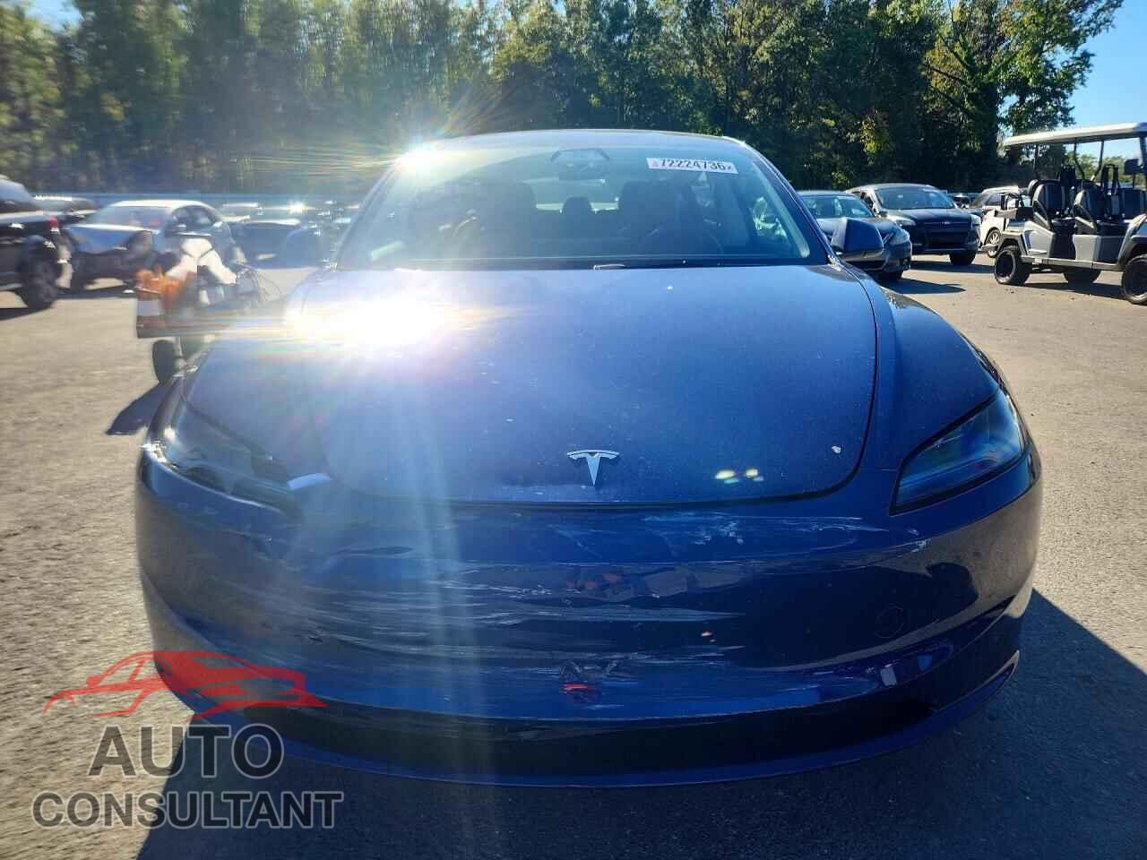 TESLA MODEL 3 2024 - 5YJ3E1EA8RF733885