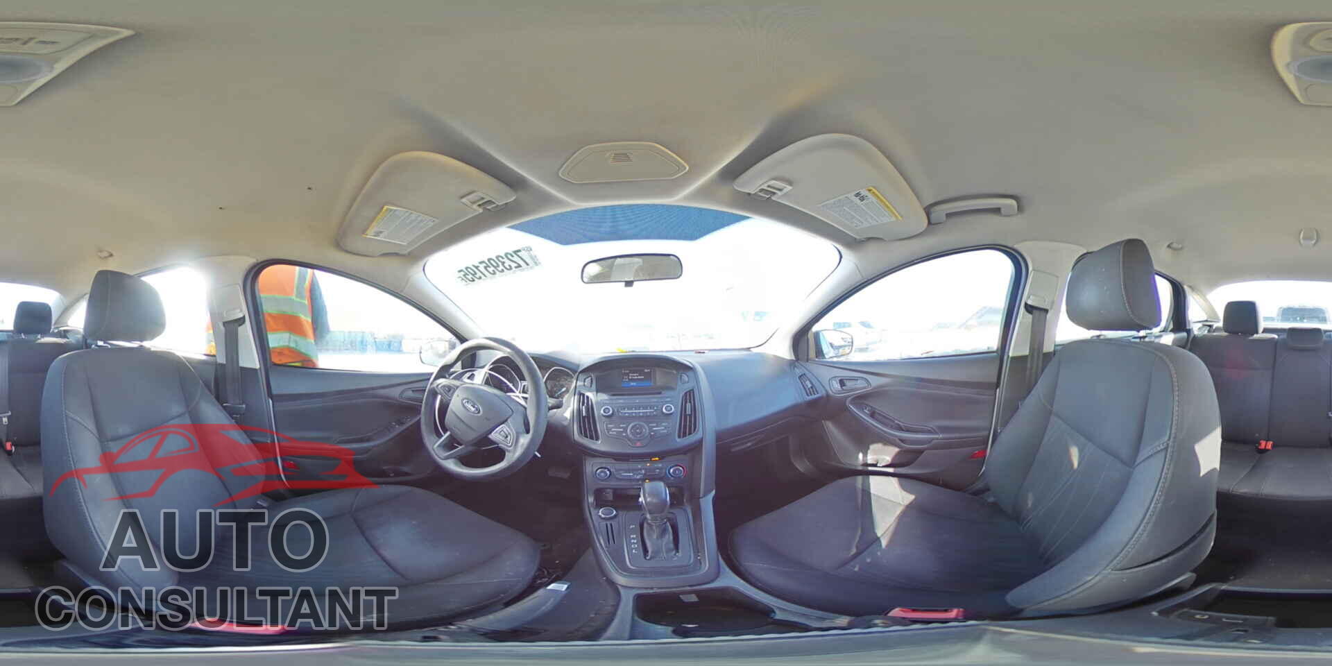 FORD FOCUS 2017 - 1FADP3E26HL254398