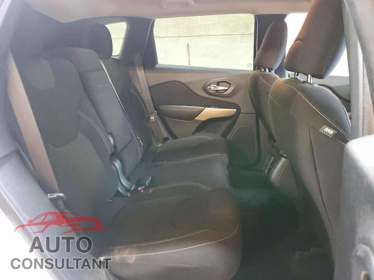 JEEP CHEROKEE 2017 - 1C4PJMCB1HW605265