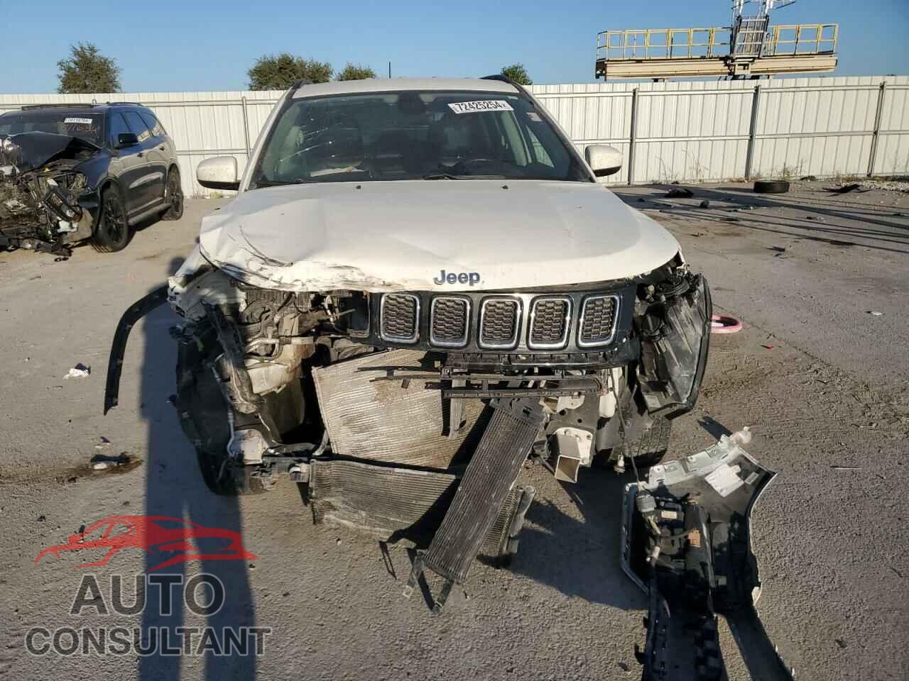 JEEP COMPASS 2017 - 3C4NJDBB9HT688636