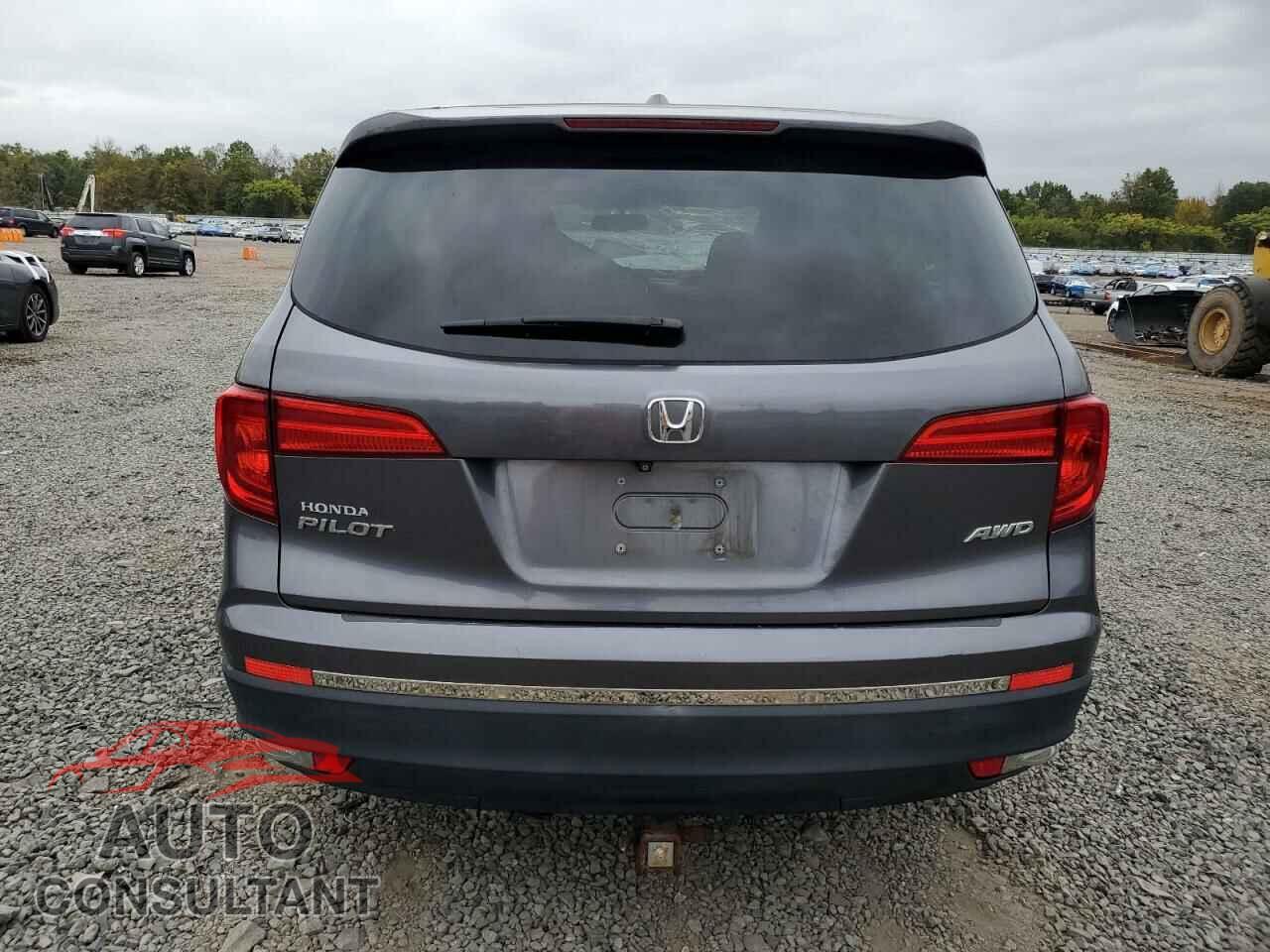 HONDA PILOT 2017 - 5FNYF6H51HB005578