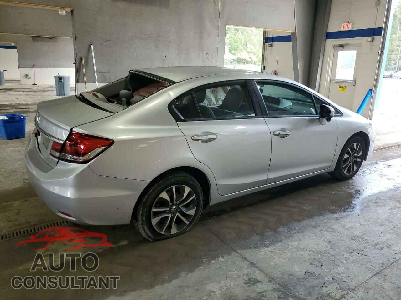 HONDA CIVIC 2015 - 19XFB2F86FE009945