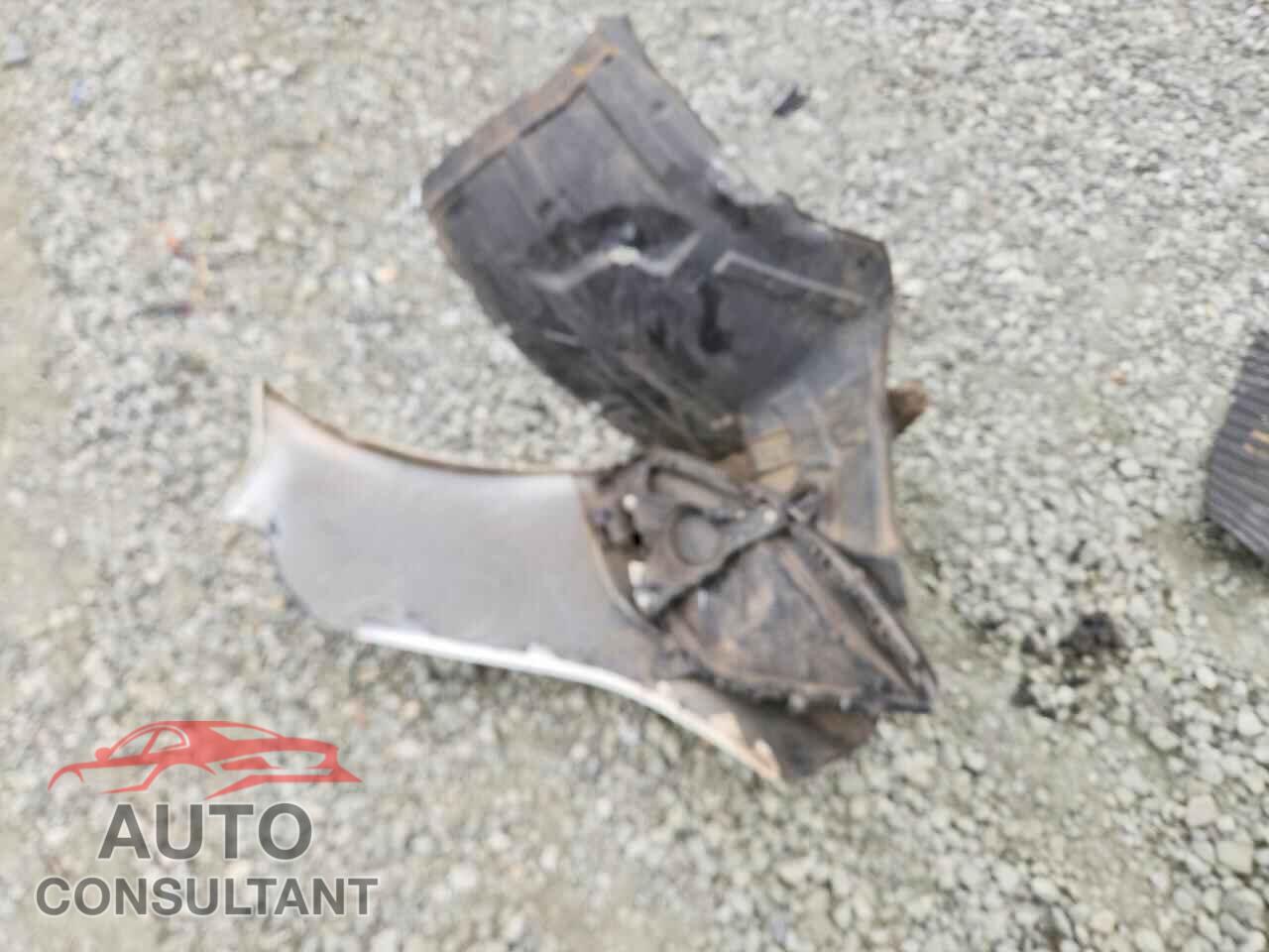 MAZDA 5 2015 - JM1CW2BL4F0184575