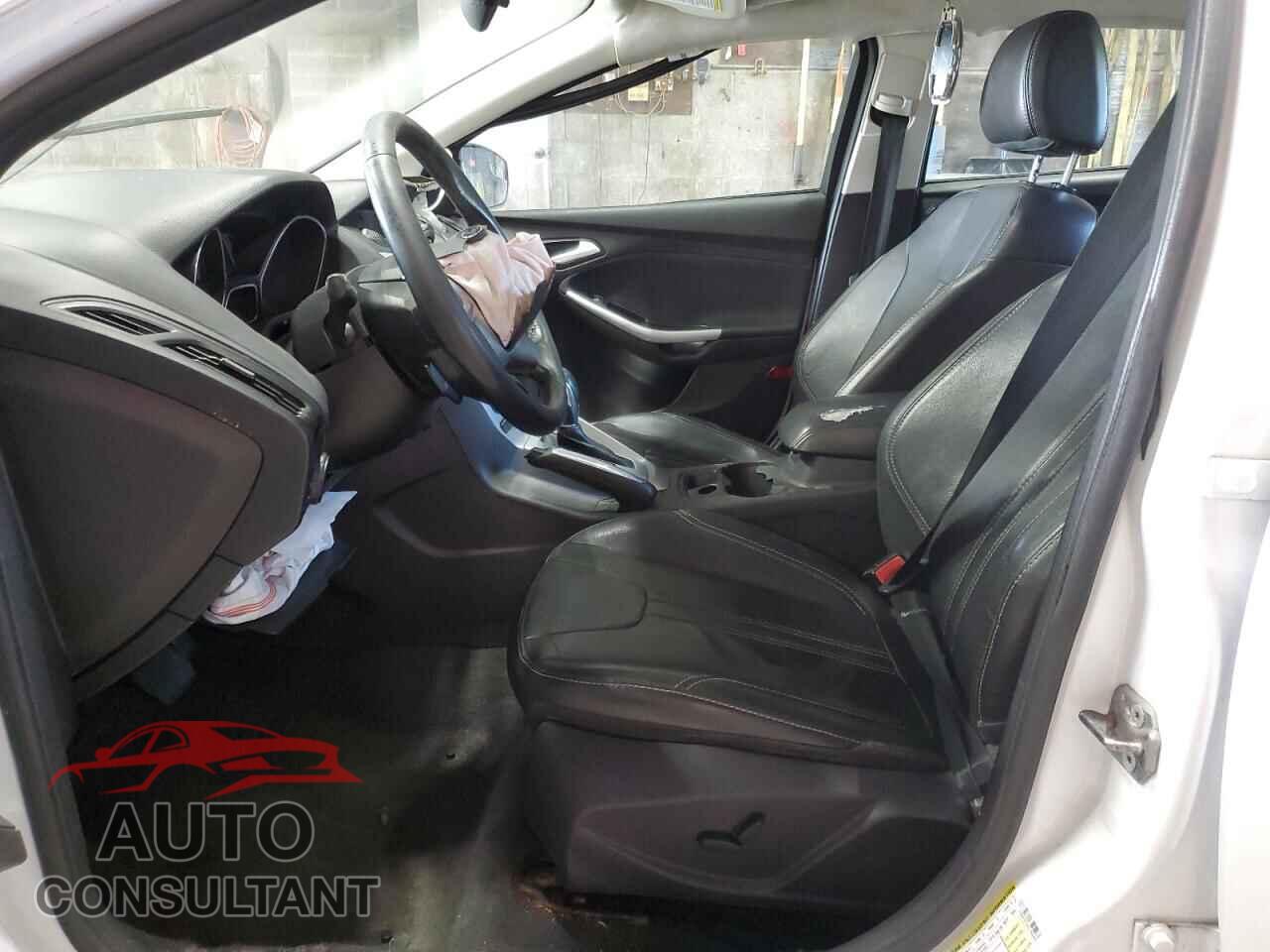FORD FOCUS 2013 - 1FADP3F24DL266090