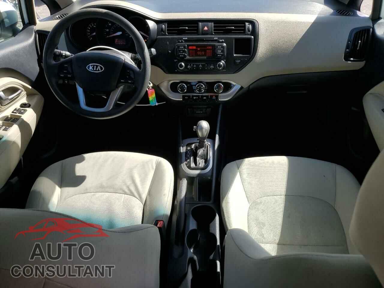 KIA RIO 2013 - KNADM5A32D6110043