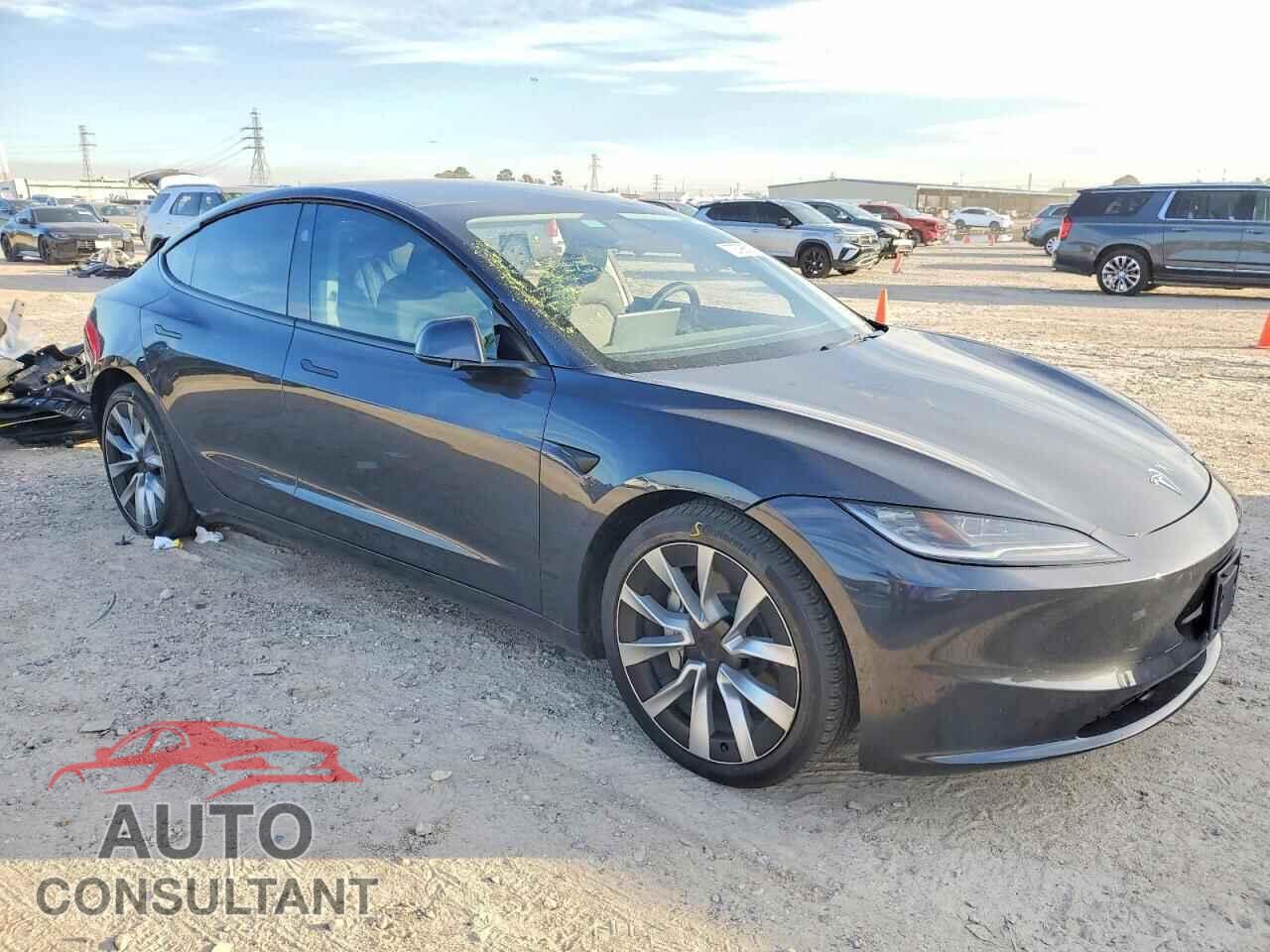 TESLA MODEL 3 2024 - 5YJ3E1EA8RF751903