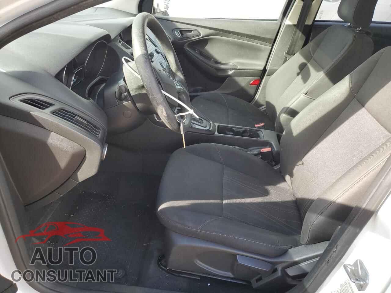 FORD FOCUS 2016 - 1FADP3E27GL325641