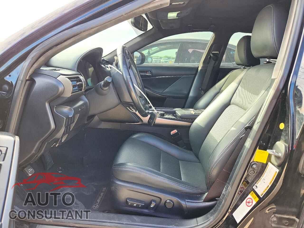 LEXUS IS 2014 - JTHBF1D24E5027607