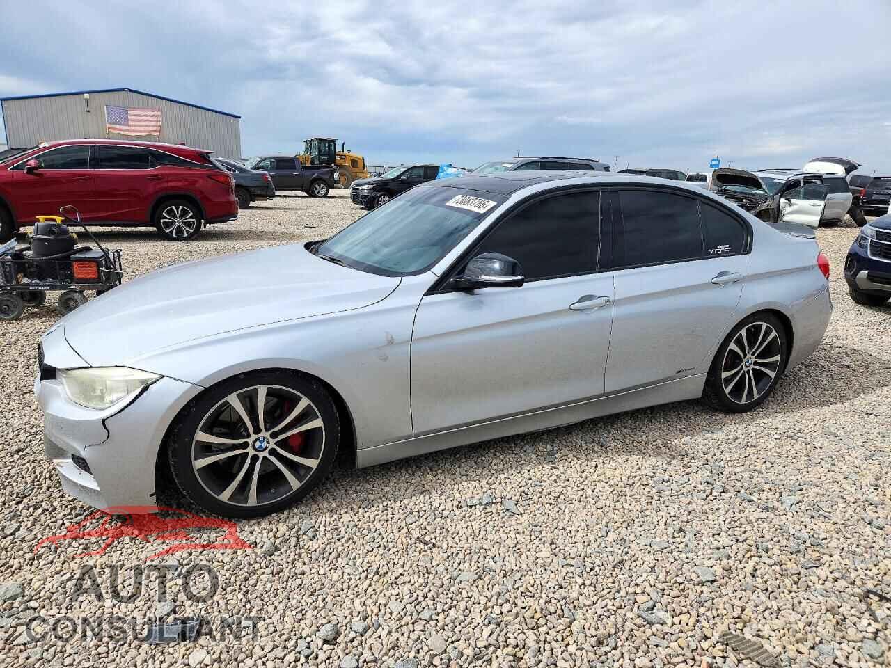 BMW 3 SERIES 2013 - WBA3A9C59DF474924
