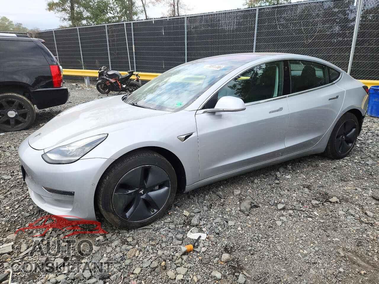 TESLA MODEL 3 2018 - 5YJ3E1EA2JF016564