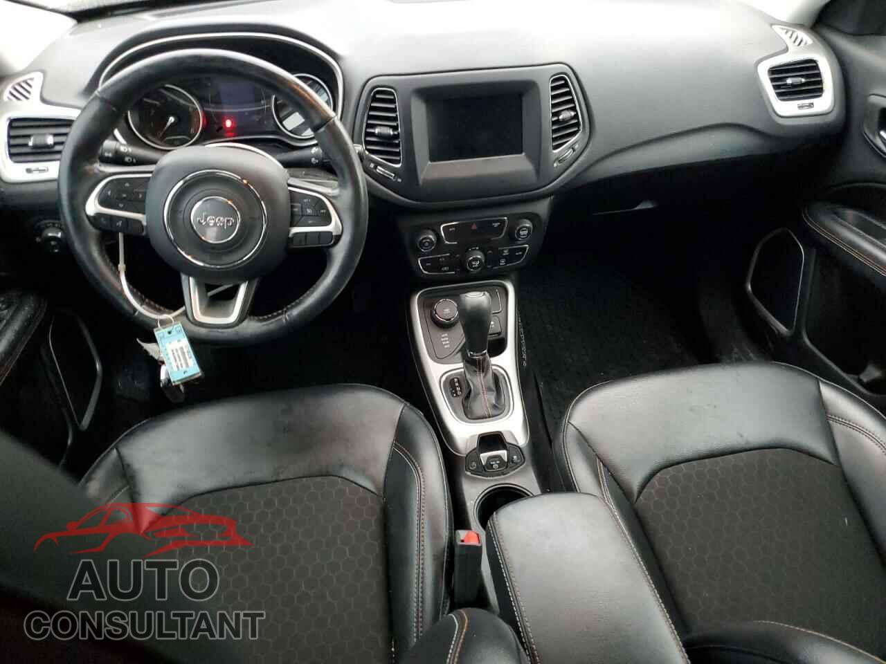 JEEP COMPASS 2020 - 3C4NJDBB0LT148228