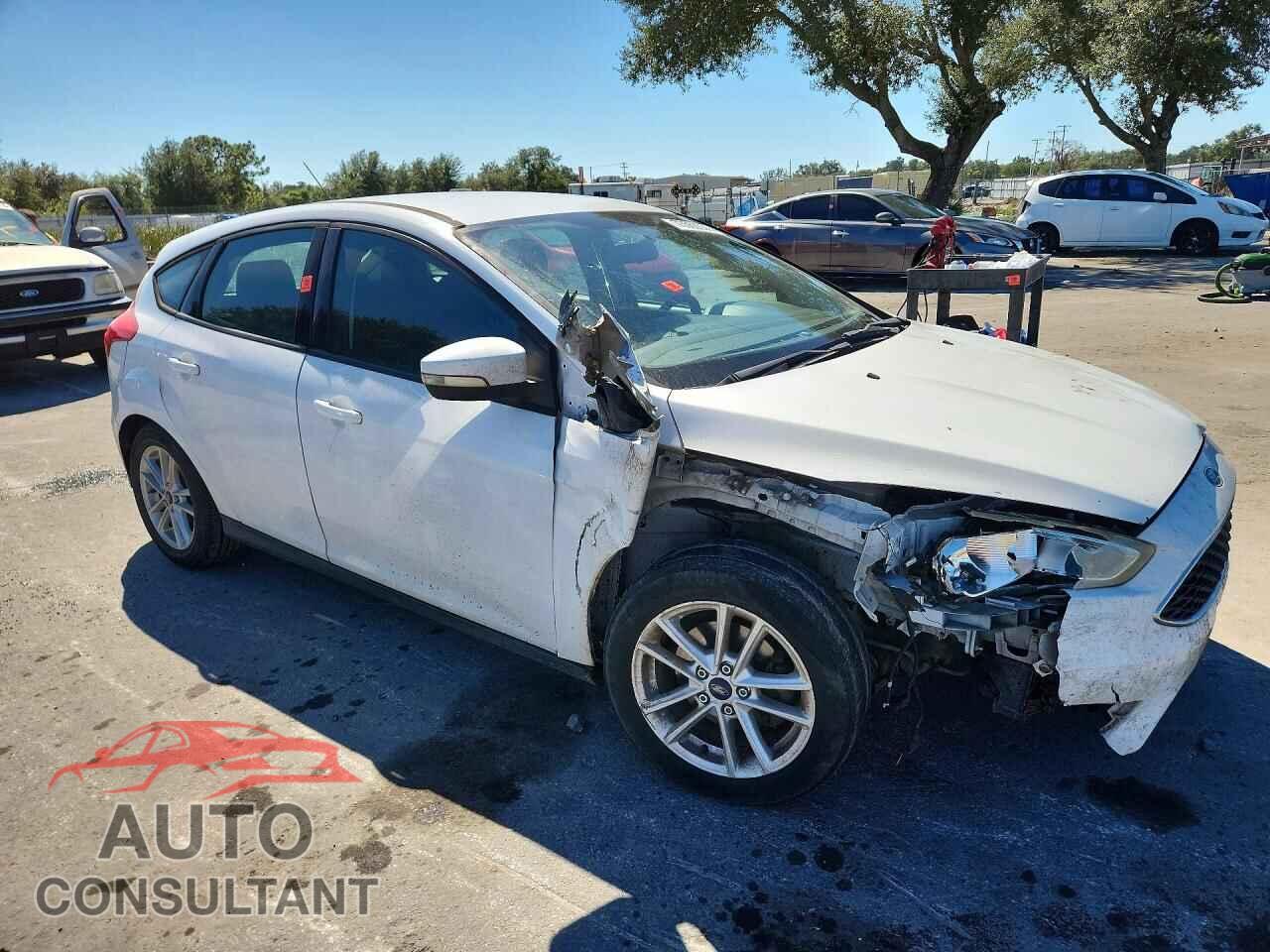 FORD FOCUS 2016 - 1FADP3K20GL338767