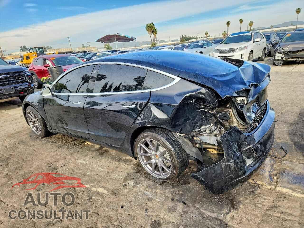 TESLA MODEL 3 2019 - 5YJ3E1EA7KF305022