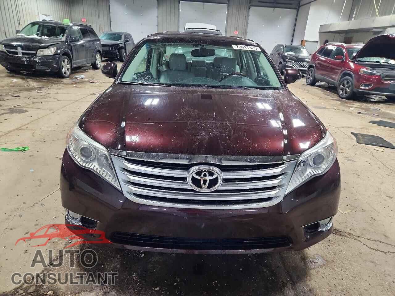 TOYOTA AVALON 2011 - 4T1BK3DB8BU421133
