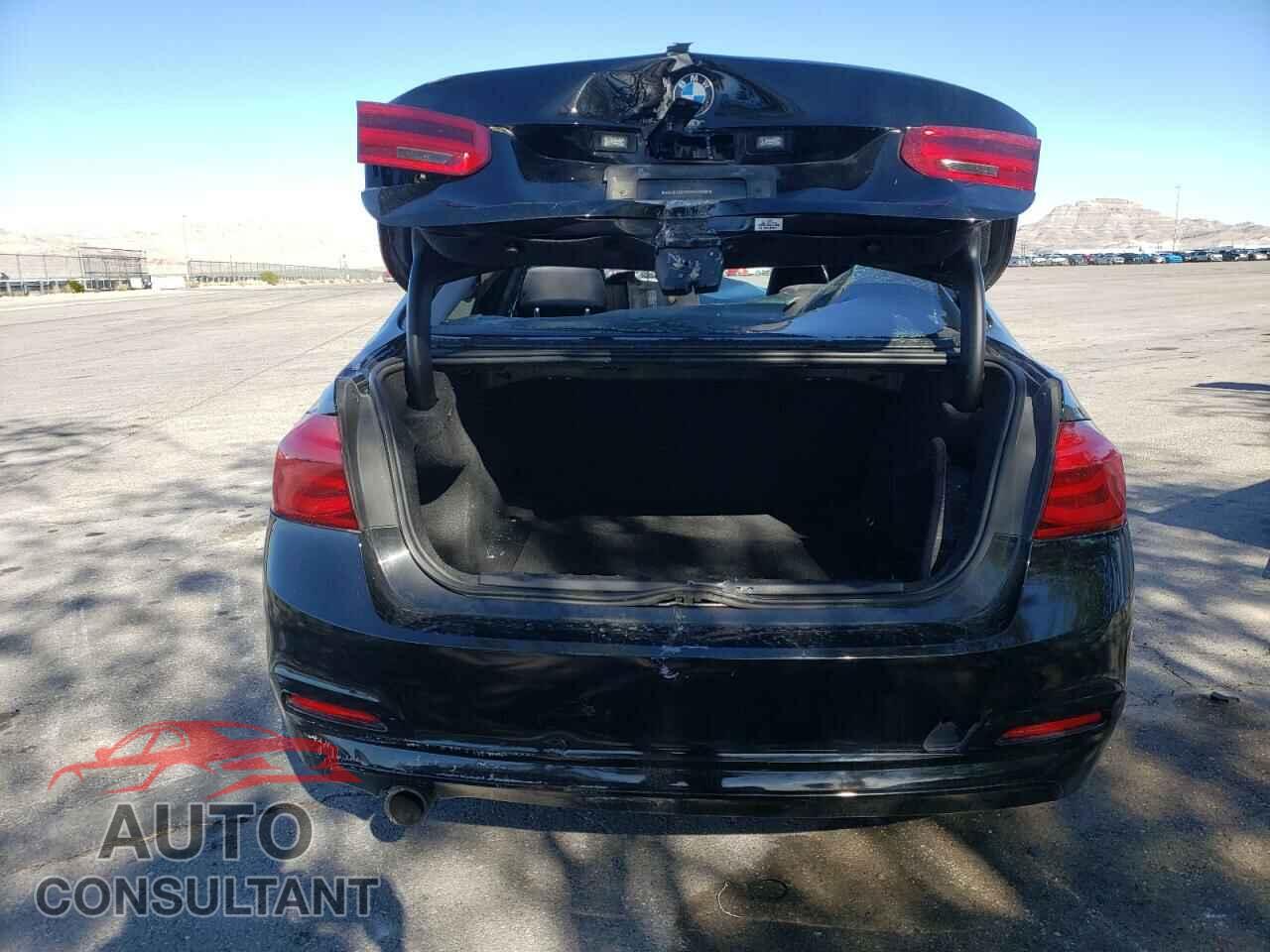 BMW 3 SERIES 2016 - WBA8E1G58GNU11295