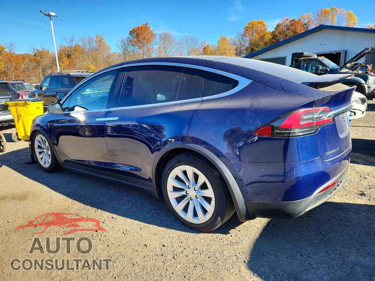 TESLA MODEL X 2017 - 5YJXCBE22HF054019