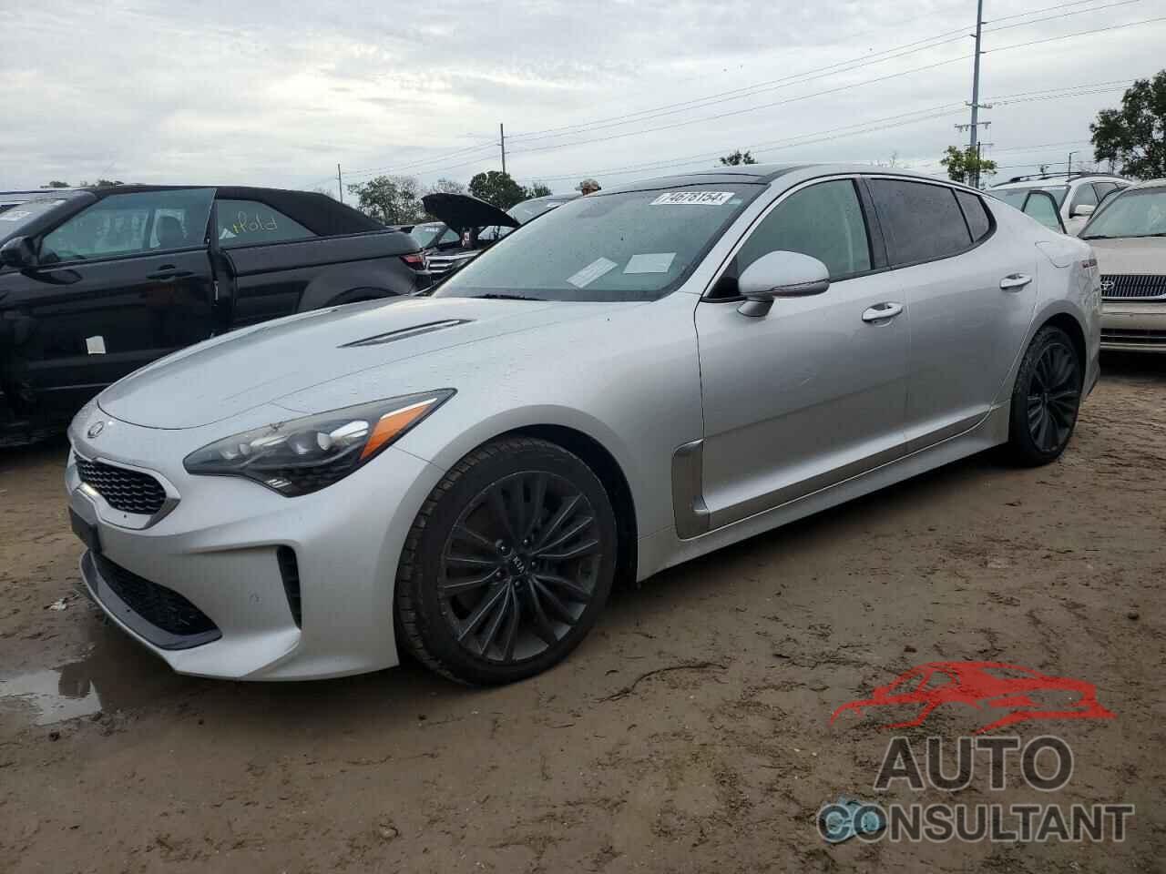 KIA STINGER 2018 - KNAE25LA7J6015155
