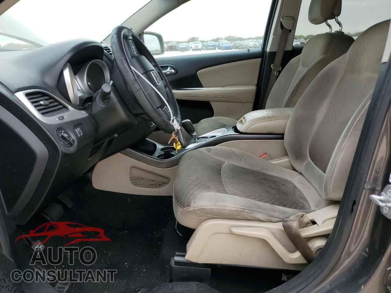 DODGE JOURNEY 2015 - 3C4PDCBB9FT682617