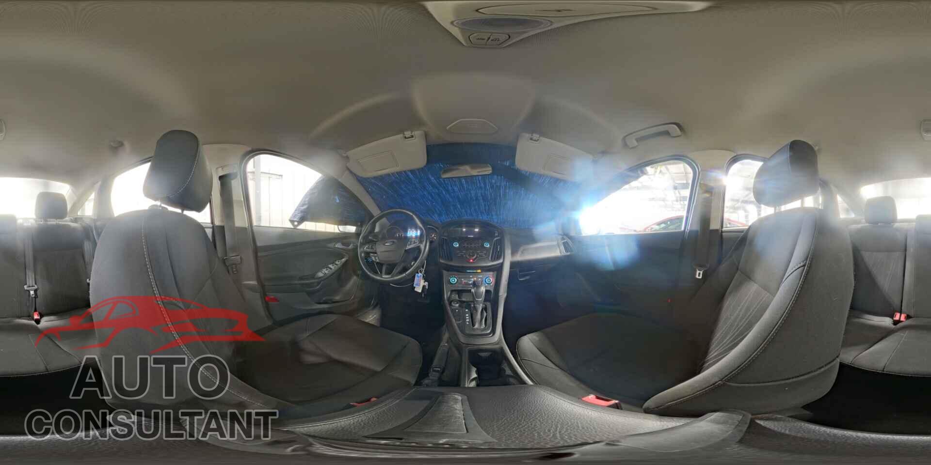 FORD FOCUS 2015 - 1FADP3F27FL324194