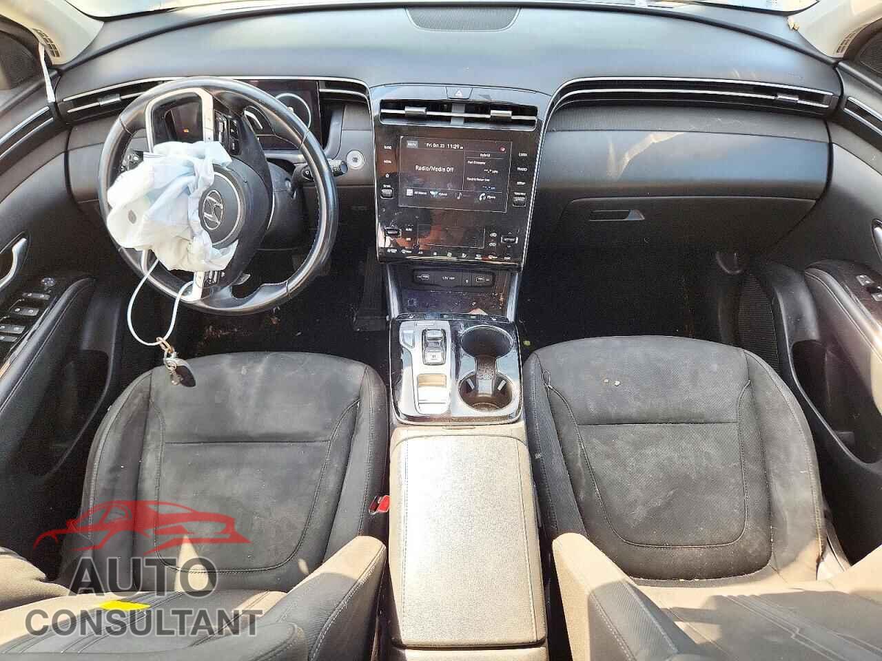 HYUNDAI TUCSON 2022 - KM8JFCA15NU017559