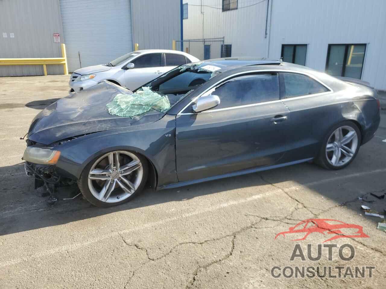 AUDI S5/RS5 2010 - WAUVVAFR8AA083219