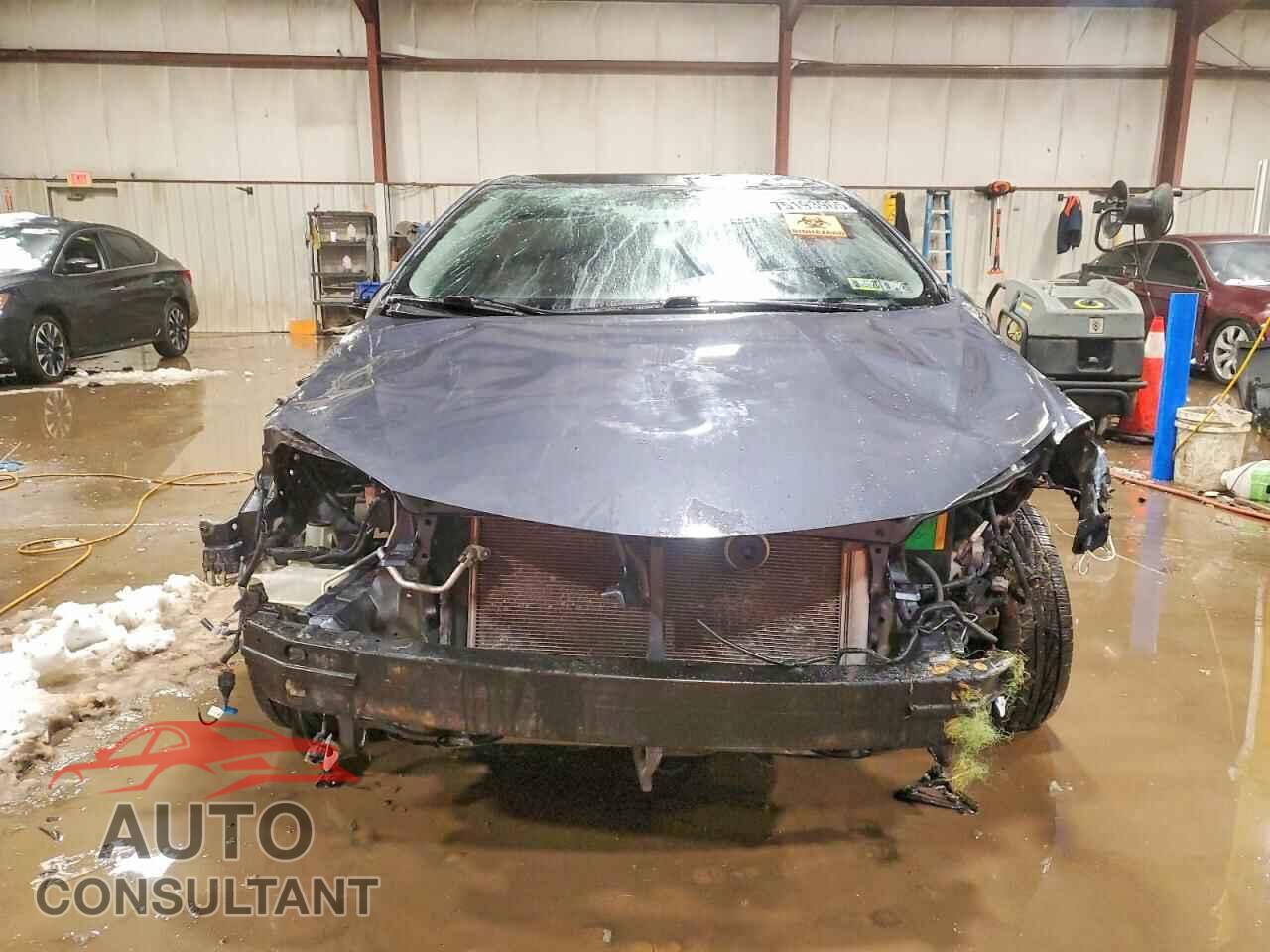TOYOTA COROLLA 2015 - 2T1BPRHE0FC312441