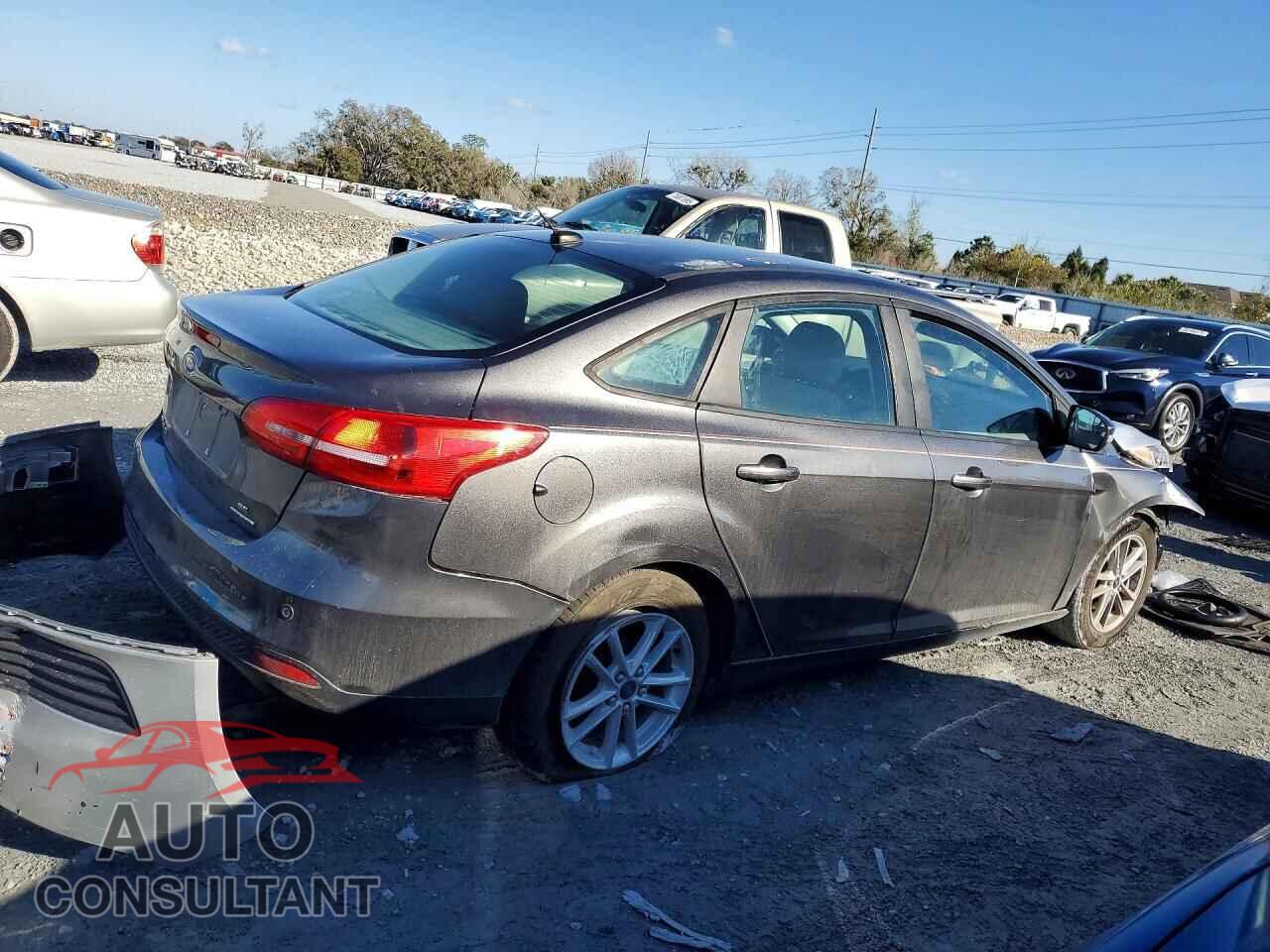FORD FOCUS 2016 - 1FADP3F28GL266470