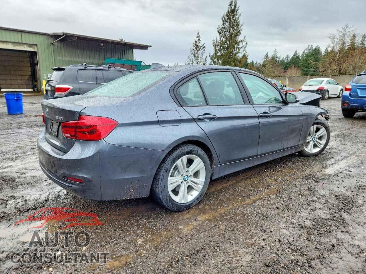 BMW 3 SERIES 2016 - WBA8E3G54GNU04100