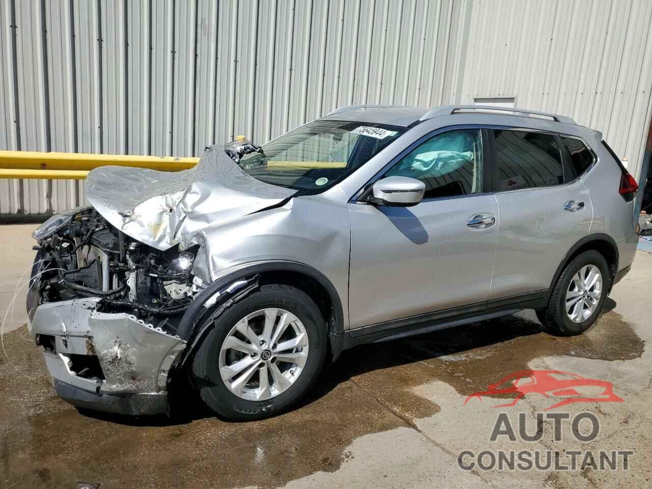 NISSAN ROGUE 2018 - 5N1AT2MT7JC825928