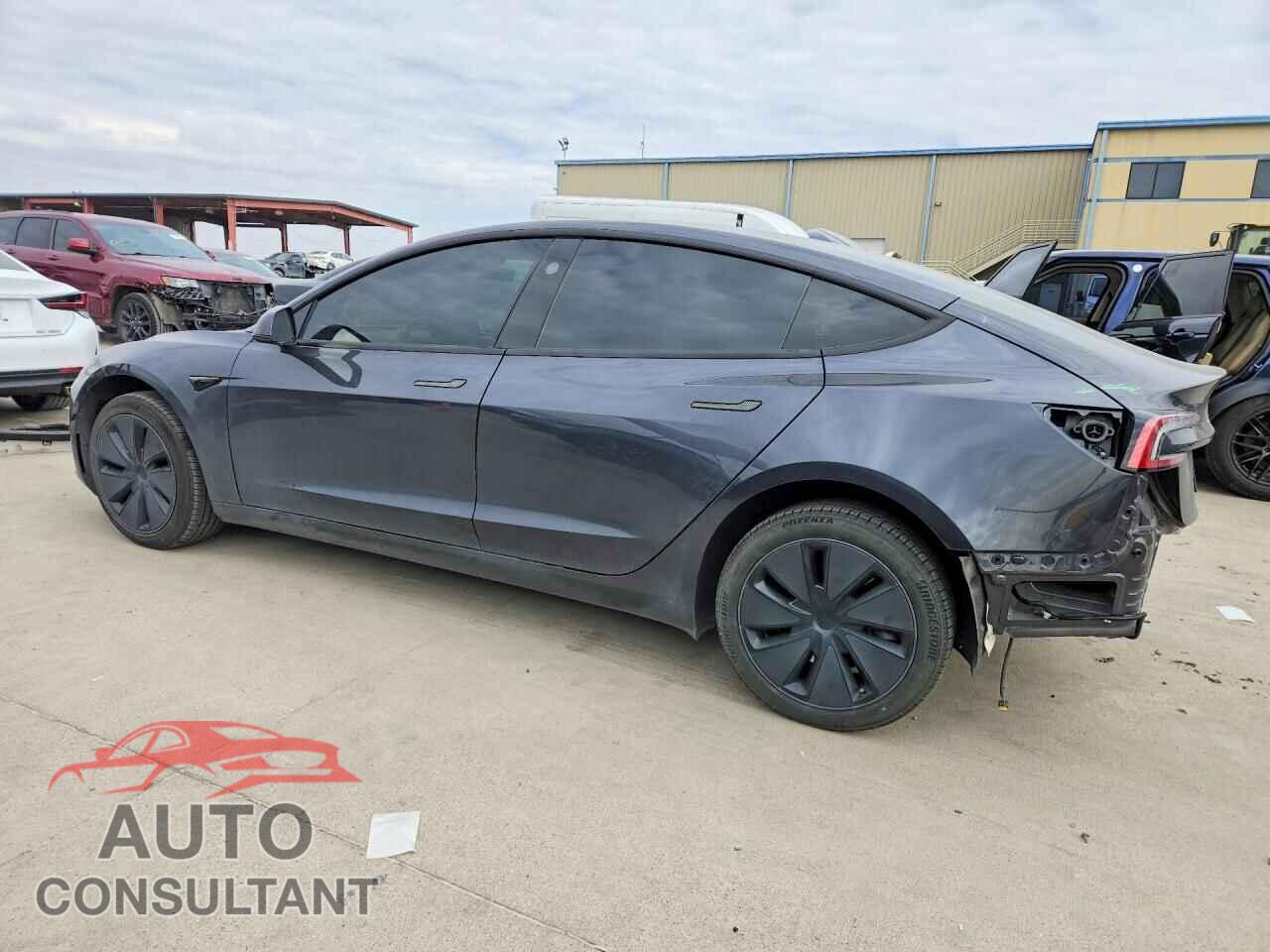 TESLA MODEL 3 2024 - 5YJ3E1EA6RF863034
