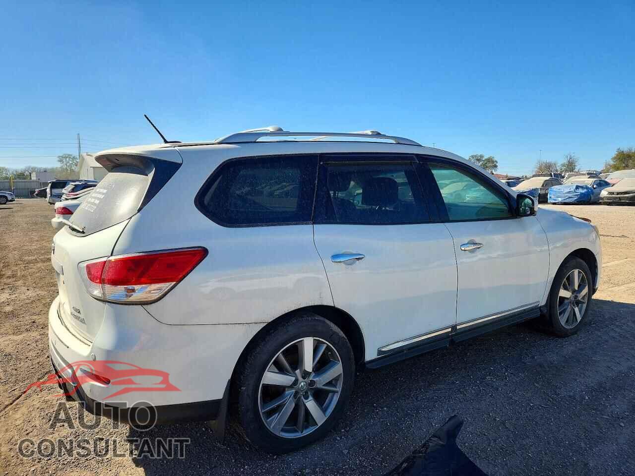 NISSAN PATHFINDER 2013 - 5N1AR2MM7DC621495