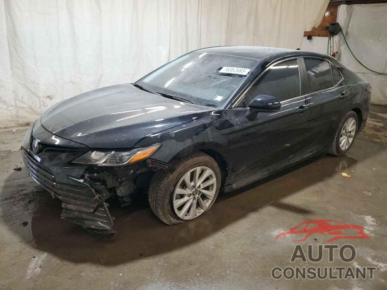 TOYOTA CAMRY 2022 - 4T1C11AK3NU047535