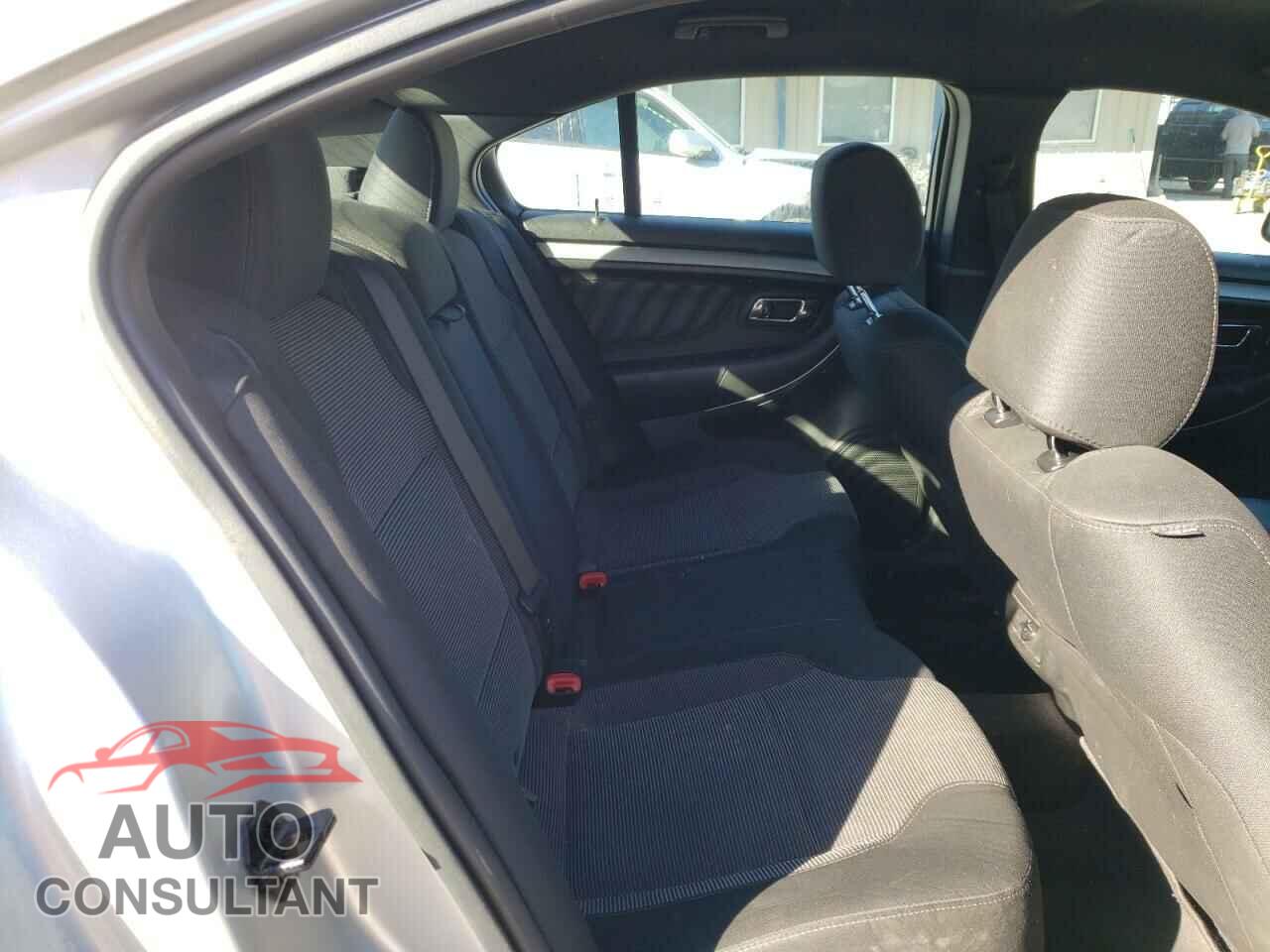 FORD TAURUS 2017 - 1FAHP2E89HG127623