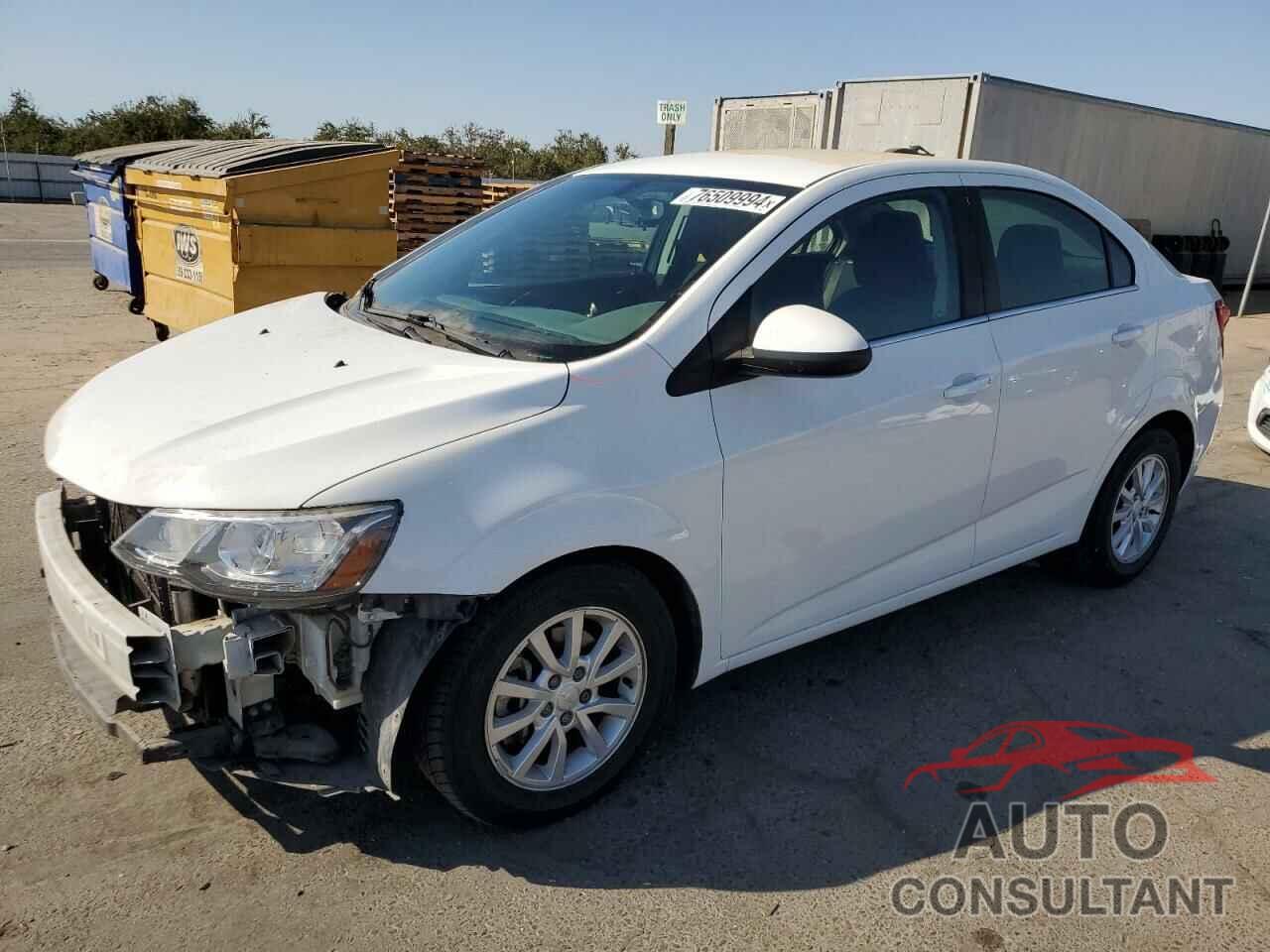 CHEVROLET SONIC 2017 - 1G1JD5SG8H4109903