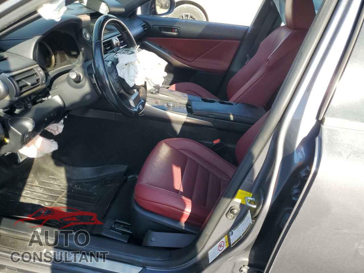 LEXUS IS 2017 - JTHCE1D21H5013224