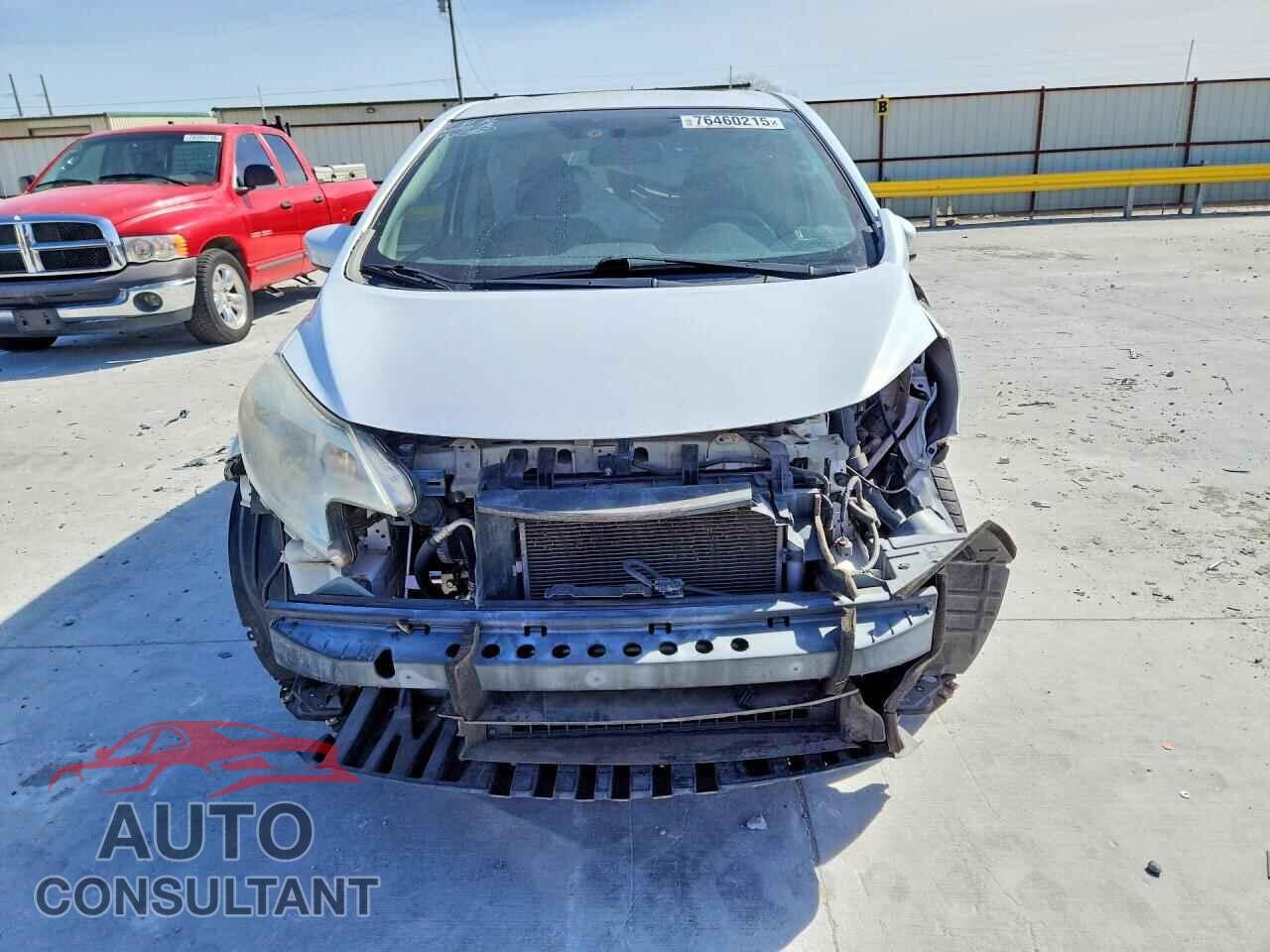 NISSAN VERSA NOTE 2015 - 3N1CE2CPXFL447193