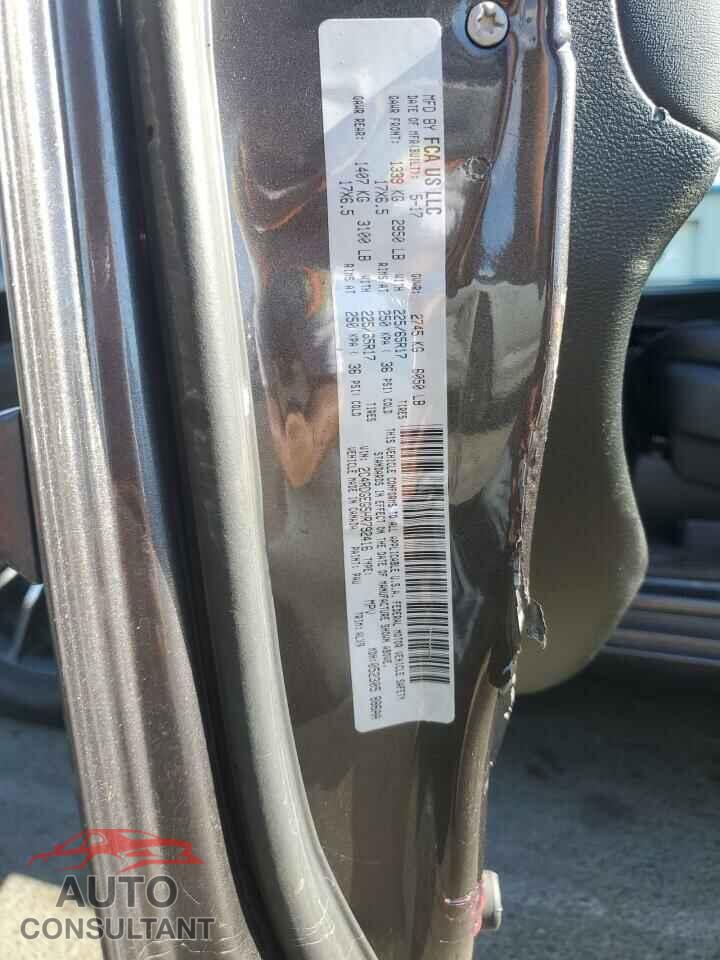 DODGE CARAVAN 2017 - 2C4RDGEG5HR792416