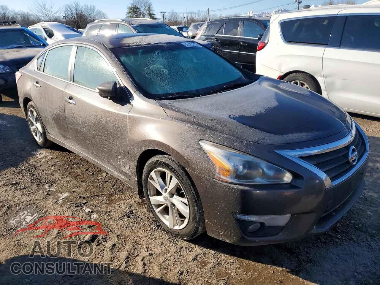 NISSAN ALTIMA 2013 - 1N4AL3AP5DN437726