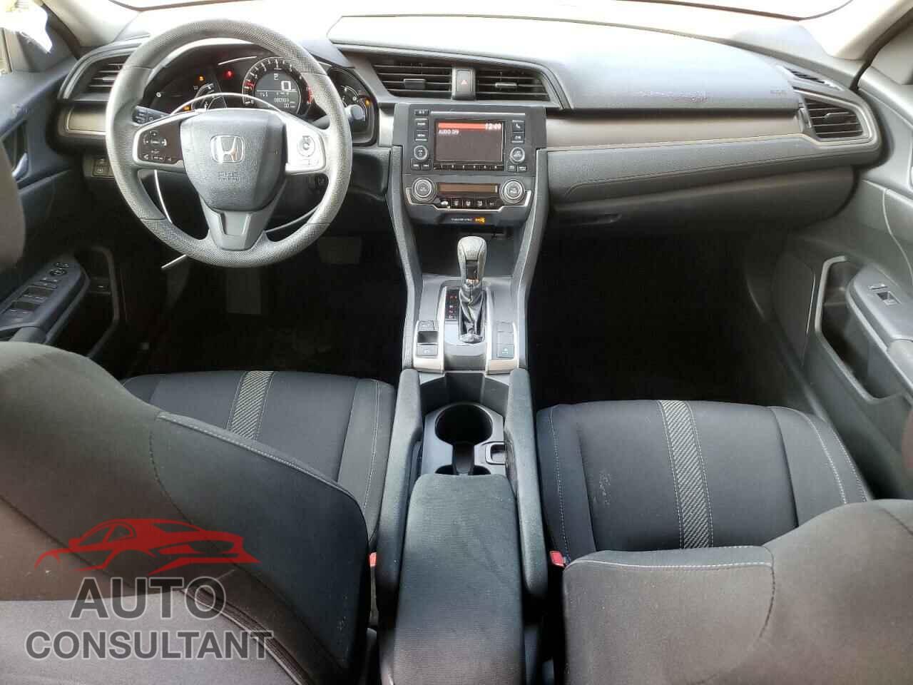 HONDA CIVIC 2017 - 2HGFC2F58HH557876