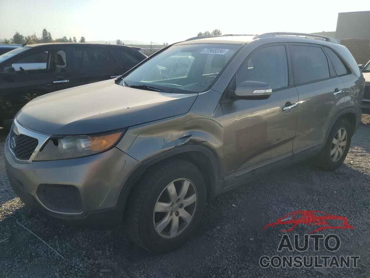 KIA SORENTO 2013 - 5XYKTDA26DG336310