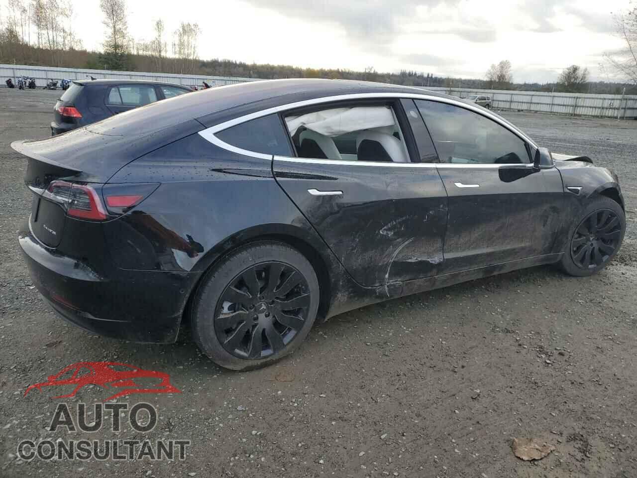 TESLA MODEL 3 2019 - 5YJ3E1EB1KF390531