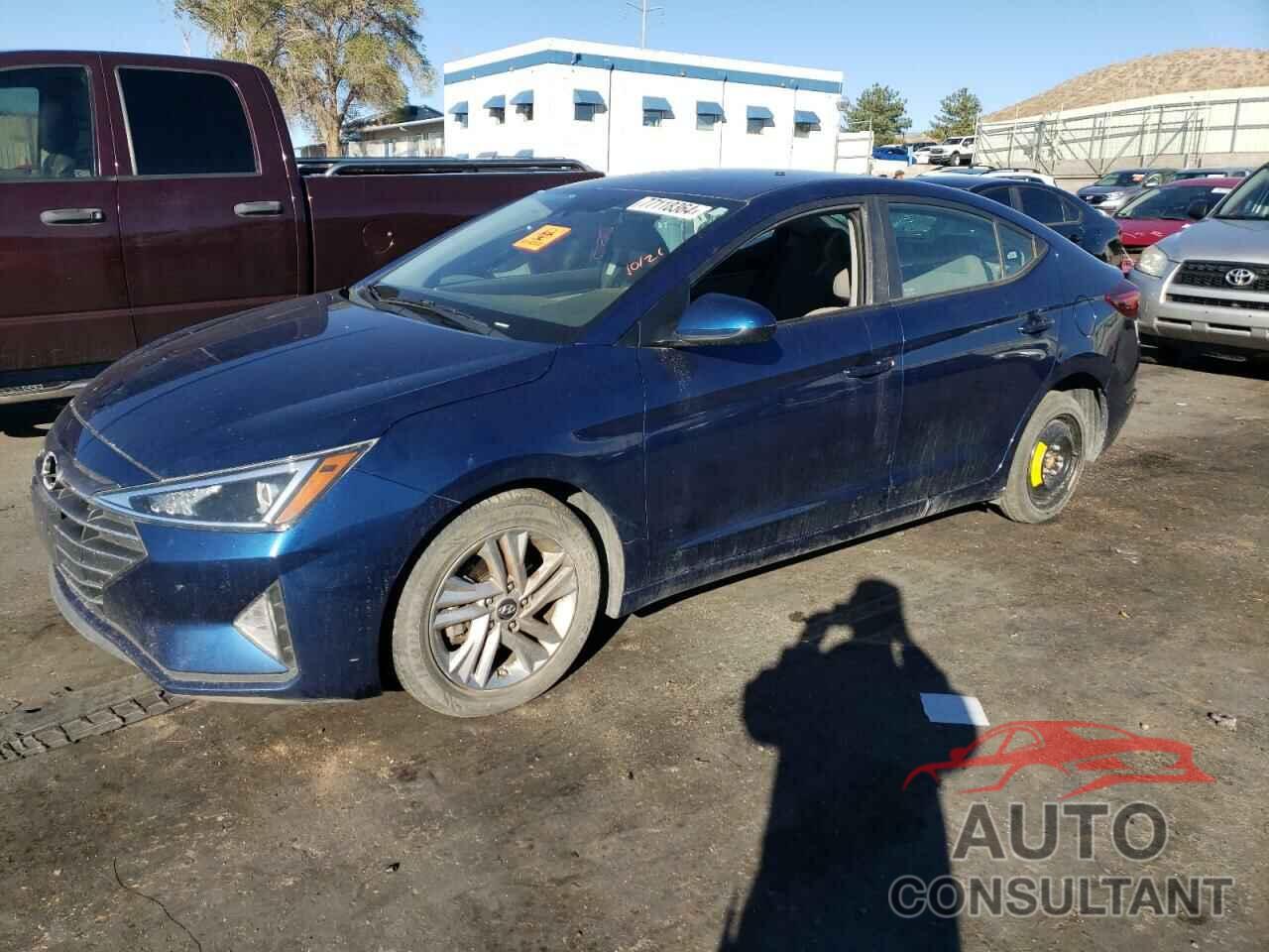 HYUNDAI ELANTRA 2020 - 5NPD84LF5LH571458