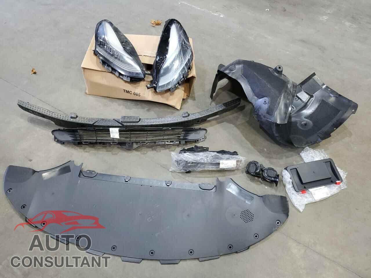 TESLA MODEL 3 2019 - 5YJ3E1EB1KF389511