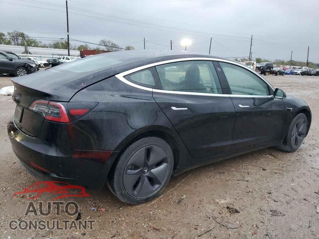 TESLA MODEL 3 2019 - 5YJ3E1EA3KF304207