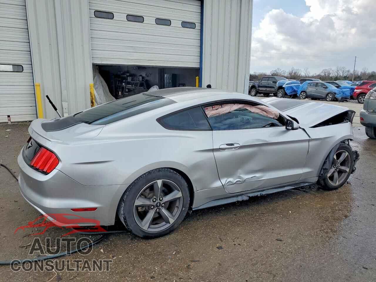 FORD MUSTANG 2015 - 1FA6P8TH8F5366537