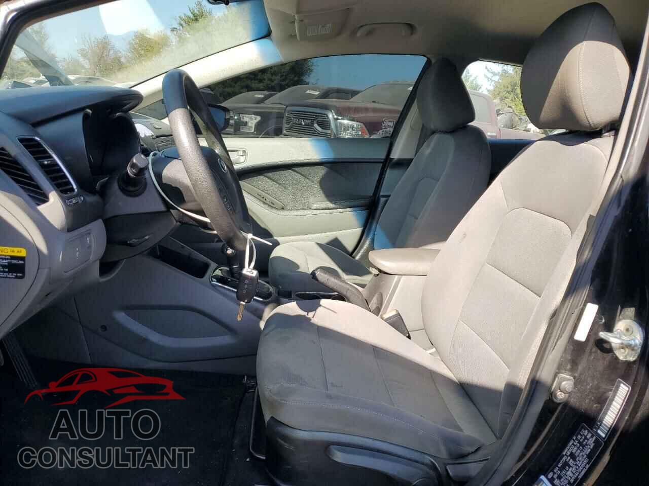 KIA FORTE 2017 - 3KPFK4A75HE054551